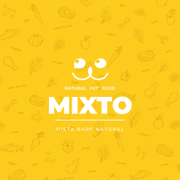 Portada amarilla de Bocado Natural Pet Food para la línea "Mixto", dieta BARF natural, con logo del perro e ilustraciones de ingredientes como pollo, zanahoria, espinaca, kéfir y cúrcuma de fondo.